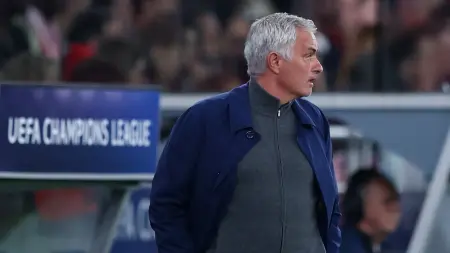 related_news_inside_blogsسبب غياب مورينيو عن مواجهة ريال مدريد في البرنابيو.. ماذا قال عن واقعة فينيسيوس العنصرية؟