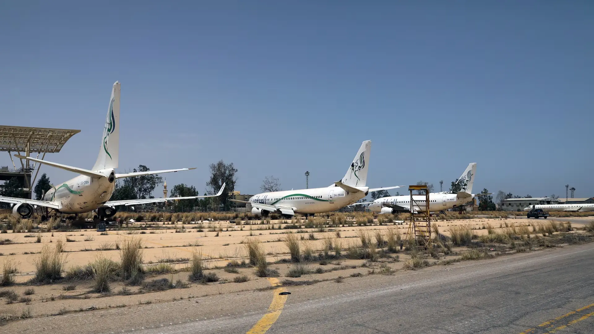 خطوة جديدة تعزز عودة الطيران إلى الأجواء الليبية (رويترز) خطوة جديدة تعزز عودة الطيران إلى الأجواء الليبية (رويترز)