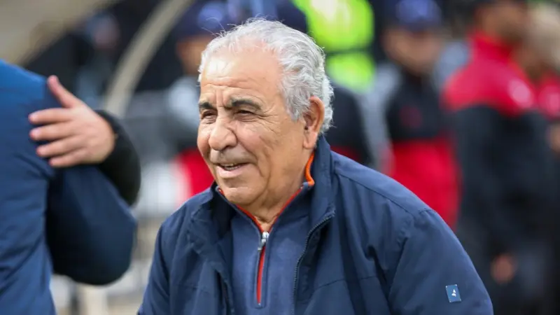 بعد الفوز مع الإفريقي.. كم مرة حقق فوزي البنزرتي لقب الدوري التونسي؟