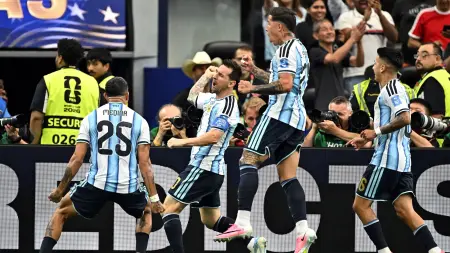 related_news_inside_blogsكأس العالم 2026 - ثنائية ميسي التاريخية تقود الأرجنتين لبلوغ دور الـ32 على حساب النمسا