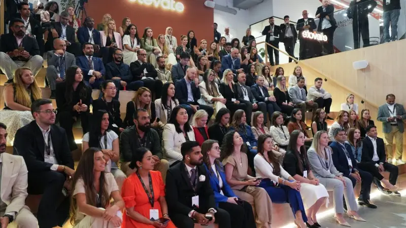 خبراء: مرونة القطاع السياحي تعزز جاذبية الإمارات عالميا