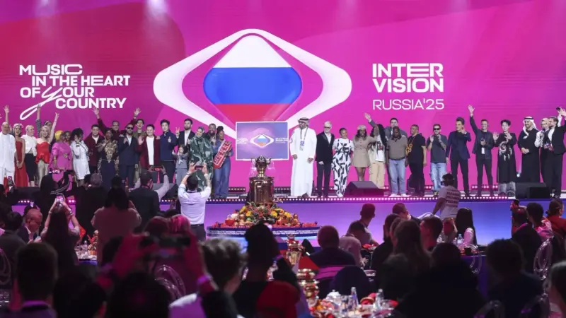 فيديو - "إنترفيجن" تجمع الأصوات العالمية على مسرح واحد في موسكو