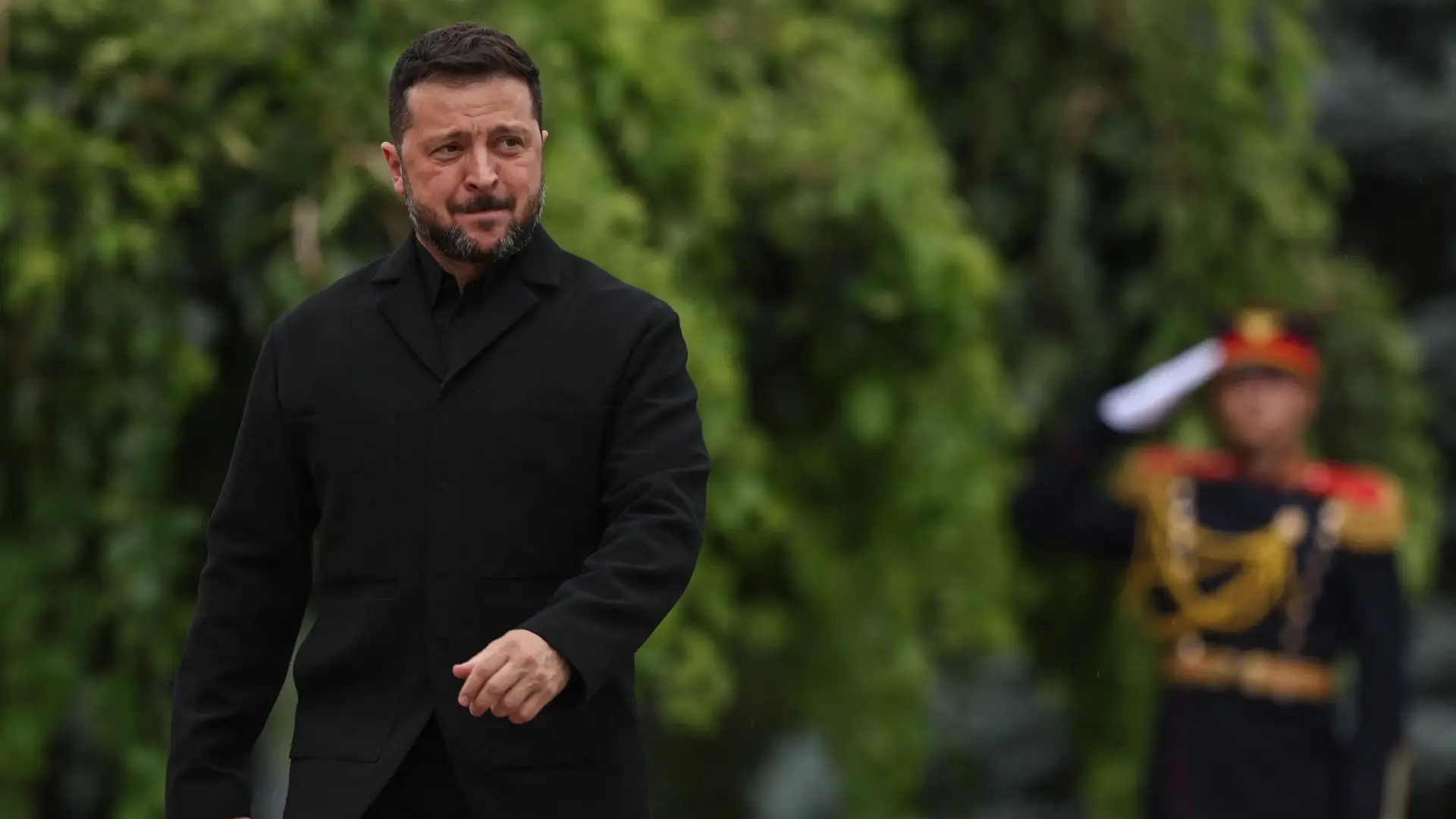 زيلينسكي كشف تفاصيل مكالمة "بناءة" مع ويتكوف وكوشنر (رويترز) زيلينسكي كشف تفاصيل مكالمة "بناءة" مع ويتكوف وكوشنر (رويترز)