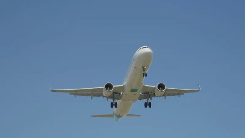 دراسة: كارثة صحية تهدد ركاب الطائرات