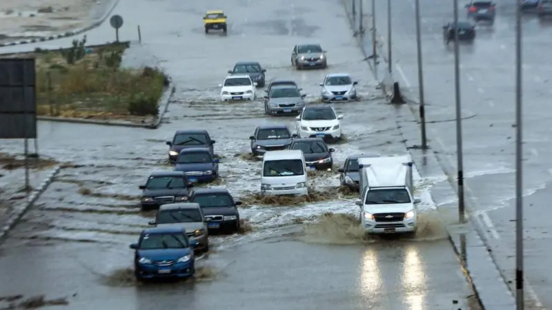 حالة الطقس في مصر.. الأرصاد تحذر من سيول على هذه المناطق