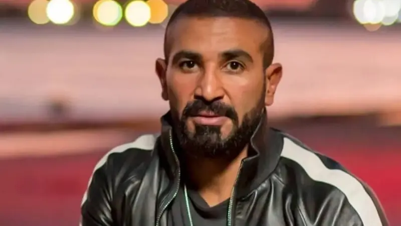 جراحة دقيقة.. طبيب أحمد سعد يكشف تفاصيل حالته الصحية