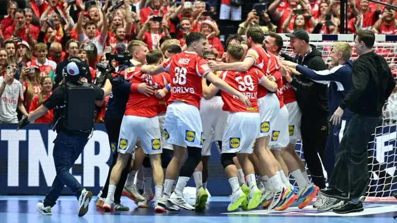 بعد غياب 14 عاما.. الدنمارك تُتوج بلقب كأس أمم أوروبا لكرة اليد 2026