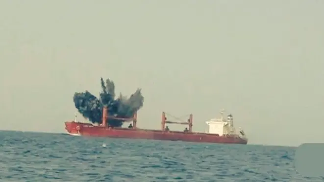 هاجمها "الحوثيون".. هذه حقيقة فيديو غرق ماجيك سيز