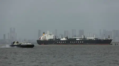 related_news_inside_blogsإيران تعلن فتح مضيق هرمز بالكامل.. والنفط يتراجع