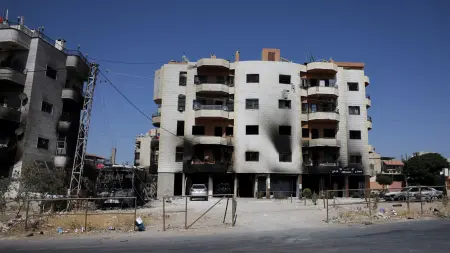 related_news_inside_blogsسوريا.. مقتل 4 أشخاص بصاروخٍ إيرانيٍّ في السويداء