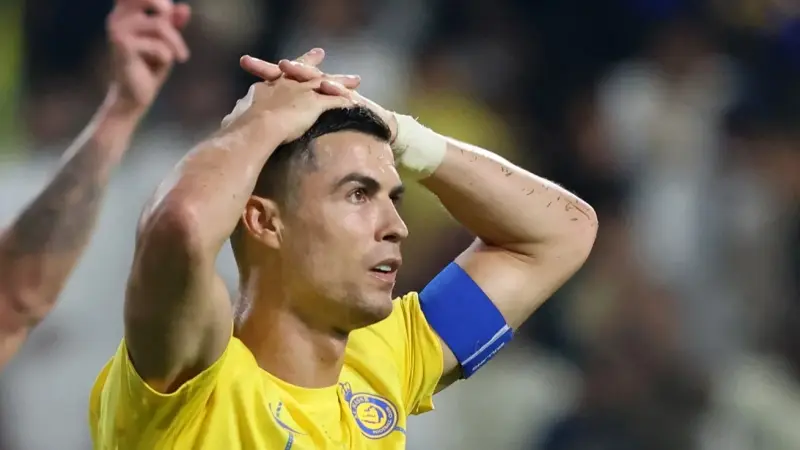 بعد إطلاقه NFTs.. رونالدو يُواجه دعوى قضائية بقيمة مليار دولار