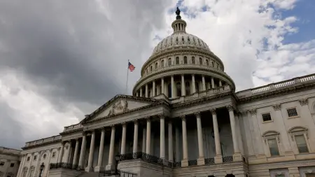 related_news_inside_blogsانقسام داخل الحزب الديمقراطي في الولايات المتحدة حول التعامل مع ترامب