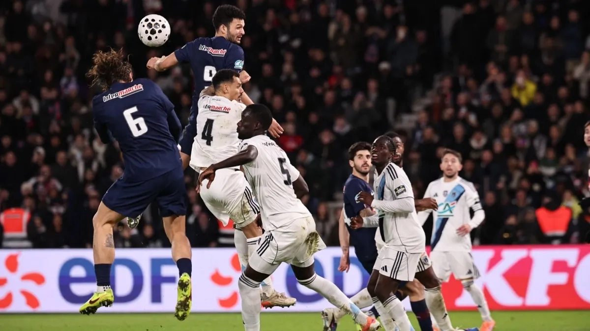 باريس سان جيرمان يواجه ليل.. قمة حاسمة بعد صفعة الكأس 