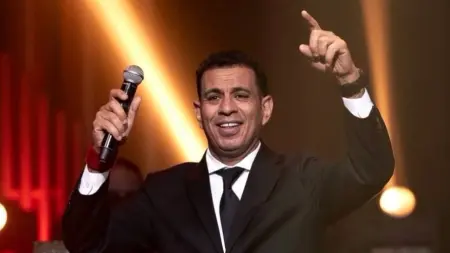 لماذا ترك محمود الليثي منزله وعاش في فندق؟ السبب مفاجأة