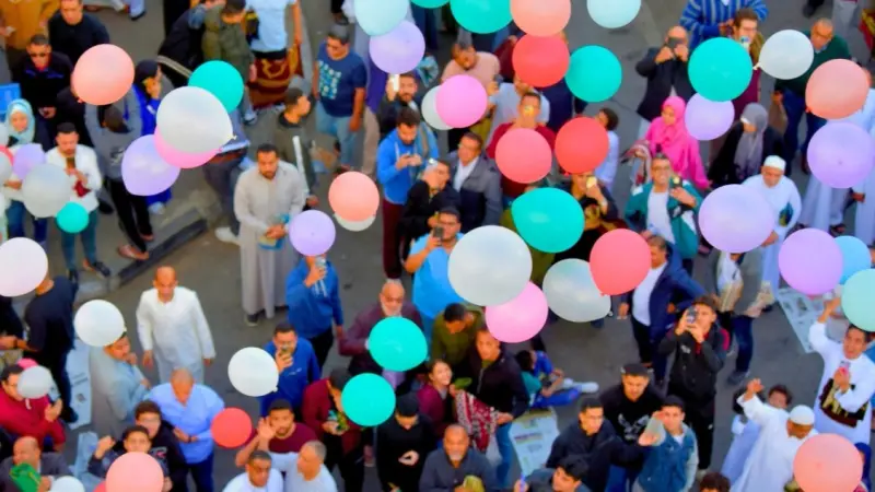 موعد أول أيام عيد الفطر 2026.. متى يحتفل المسلمون بالعيد في هذه الدول؟