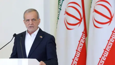 related_news_inside_blogsالرئيس الإيراني: مجلس القيادة الجديد "بدأ عمله" بعد مقتل خامنئي