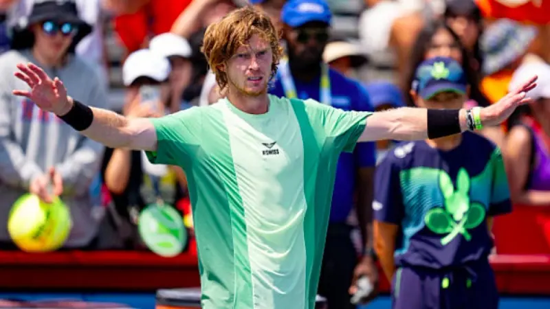 دورة تورونتو - تأهل الكبار إلى الدور الثالث