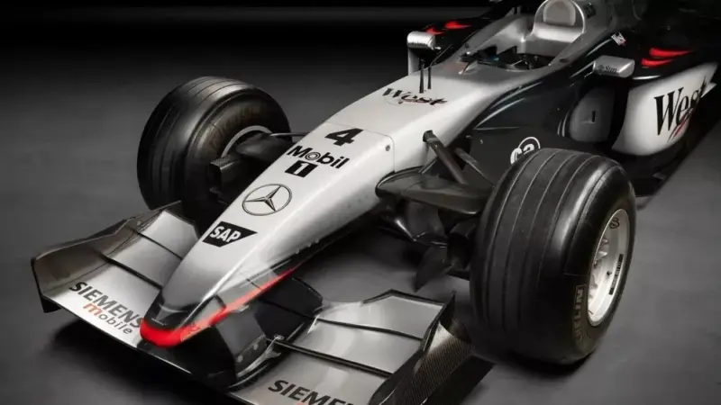 سيارة رايكونن التاريخية مكلارين تعرض للبيع في مزاد باريس