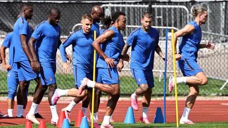 تشكيلة منتخب فرنسا اليوم أمام النرويج.. من يقود الديوك؟