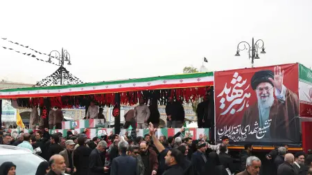 related_news_inside_blogsتقرير: صراع نفوذ داخل إيران بعد مقتل خامنئي