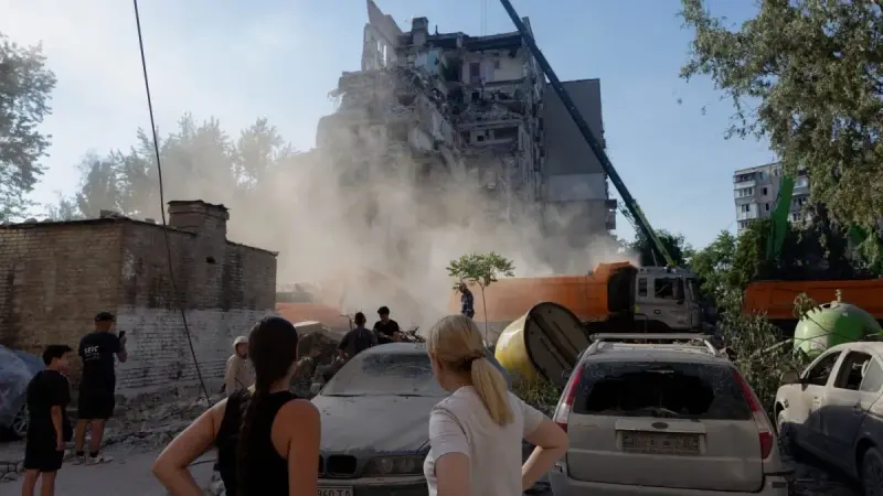 مقتل 30 شخصا بسبب الهجمات الروسية على كييف