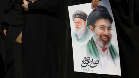 related_news_inside_blogsالمشهد باختصار: رسالة انتقامية من مجتبى خامنئي.. وإسرائيل تتوسّع في لبنان