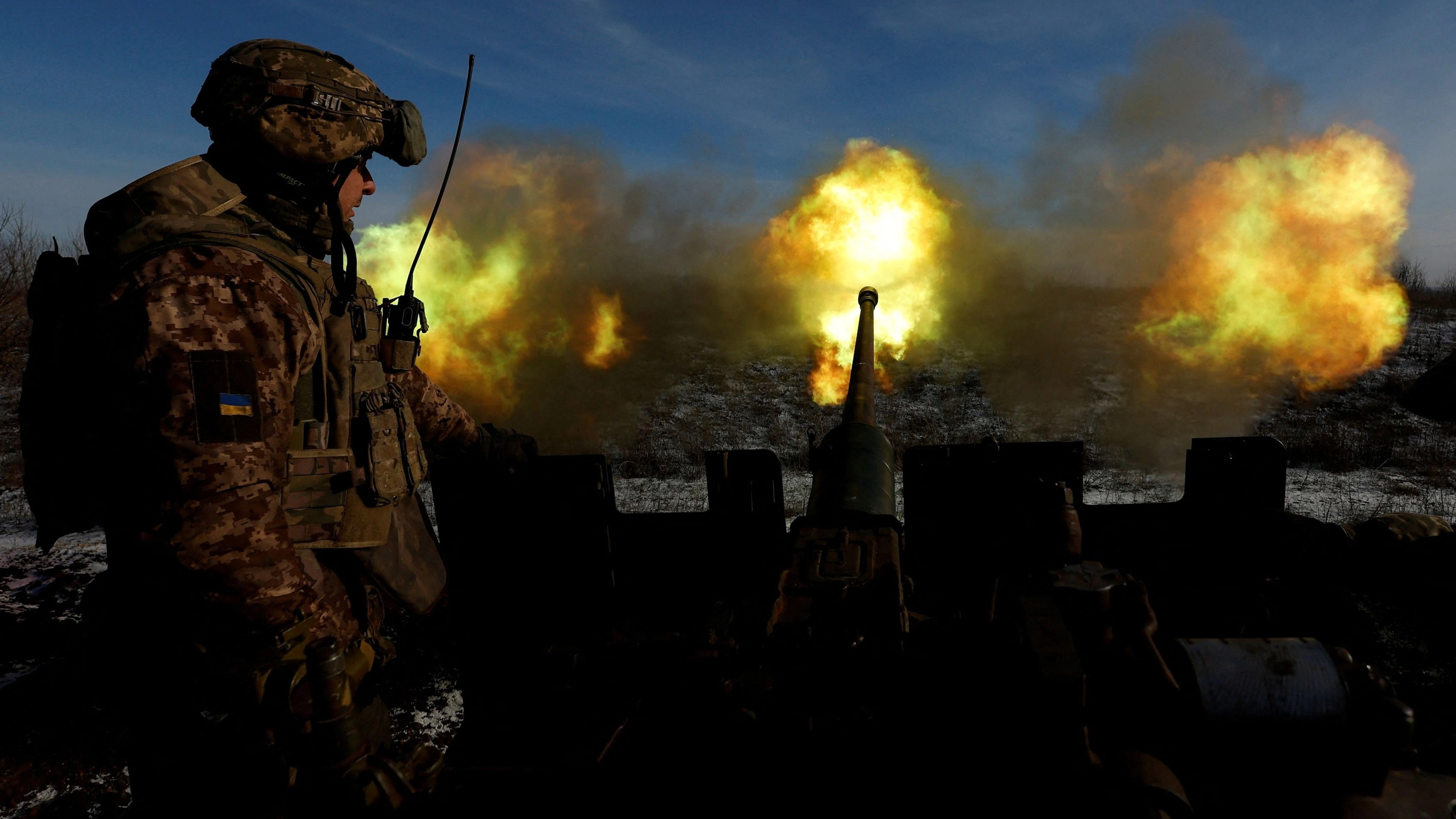 كييف تبحث سحب قواتها.. وترامب يطالب بـ"منطقة اقتصادية حرّة" 