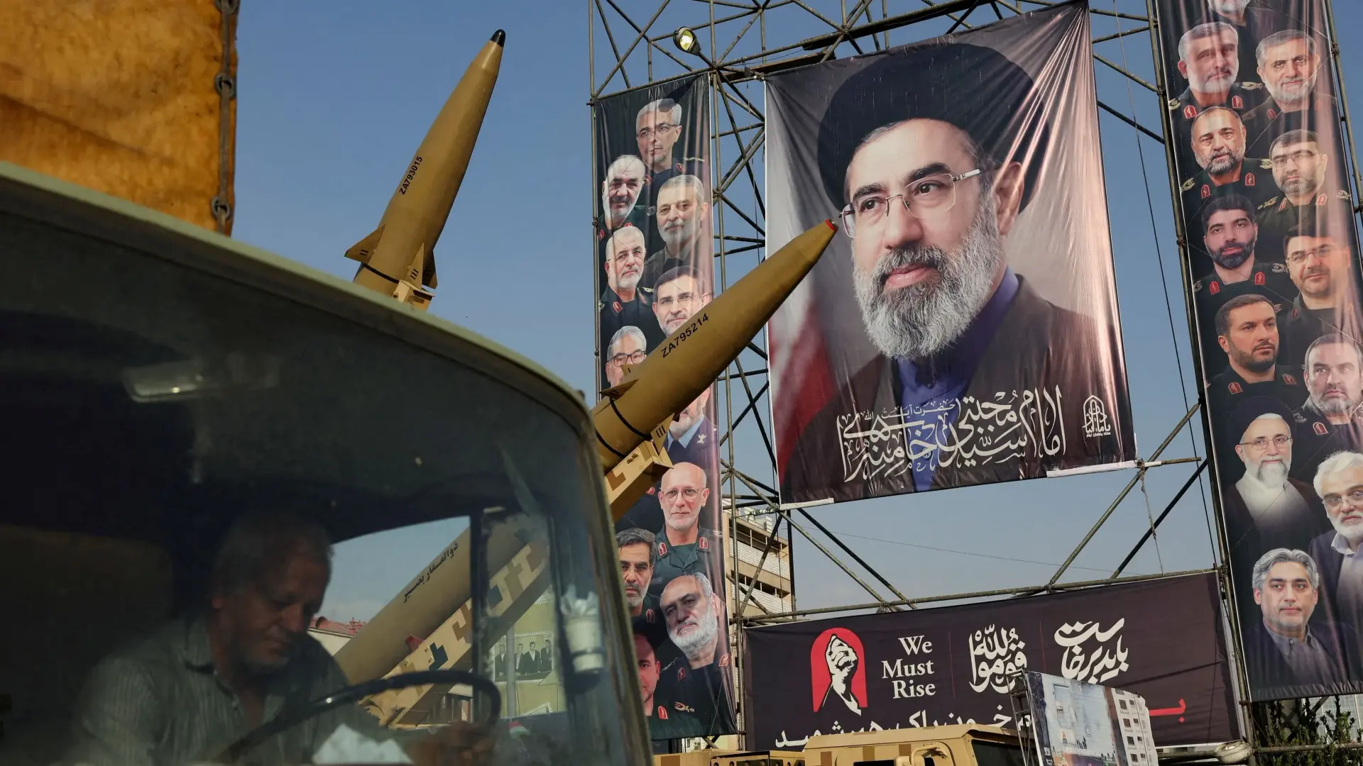 إعلام إيراني: خامنئي شدد على أهمية السعي لتحقيق مصالح إيران (رويترز) إعلام إيراني: خامنئي شدد على أهمية السعي لتحقيق مصالح إيران (رويترز)