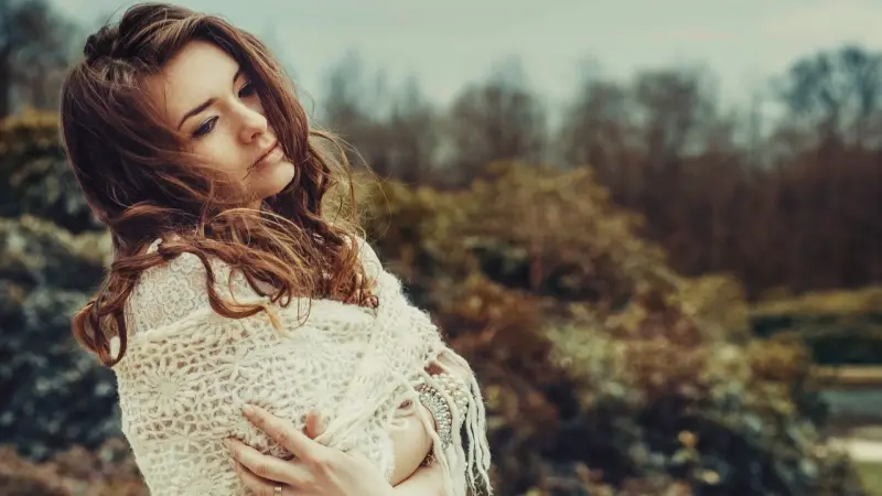 شابة تتمتع بصحة جيدة قامت باستئصال الثدي.. ما السبب؟