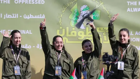 كم بلغ عدد الأسرى المتبقين في غزة بعد عمليات التسليم الأخيرة؟