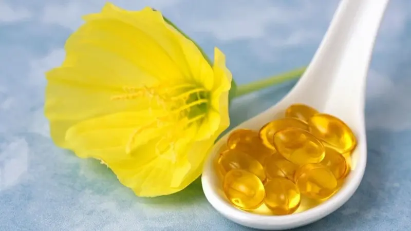 فوائد حبوب زهرة الربيع للنساء.. ما هي؟