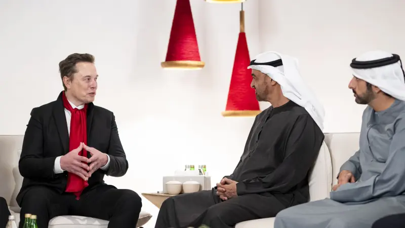 فيديو - رئيس دولة الإمارات يلتقي إيلون ماسك