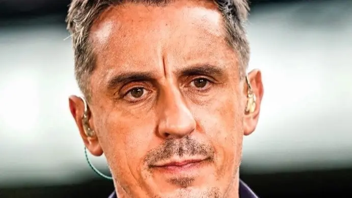 غاري نيفيل يهاجم الاتحاد الإنجليزي بعد تعيين توخيل مدربا للمنتخب