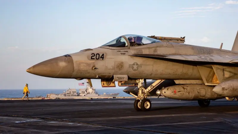 المشهد باختصار: مفاوضات جديدة بين أميركا وإيران.. ولحظات رعب في هرمز