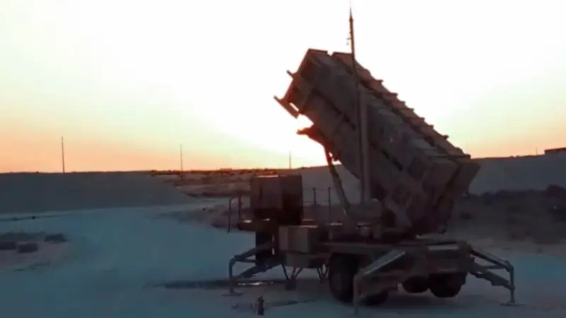 السعودية تتصدى لاستهداف طال قاعدة الأمير سلطان الجوية