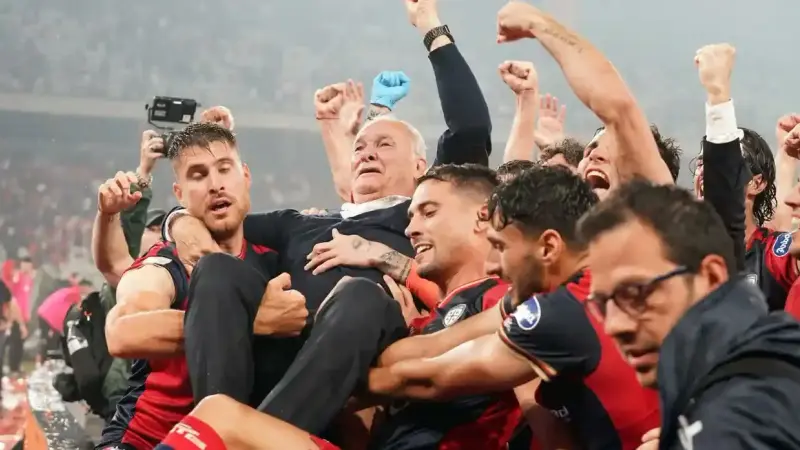 فيديو - كلاوديو رانييري يضرب مثالا في احترام الخصم