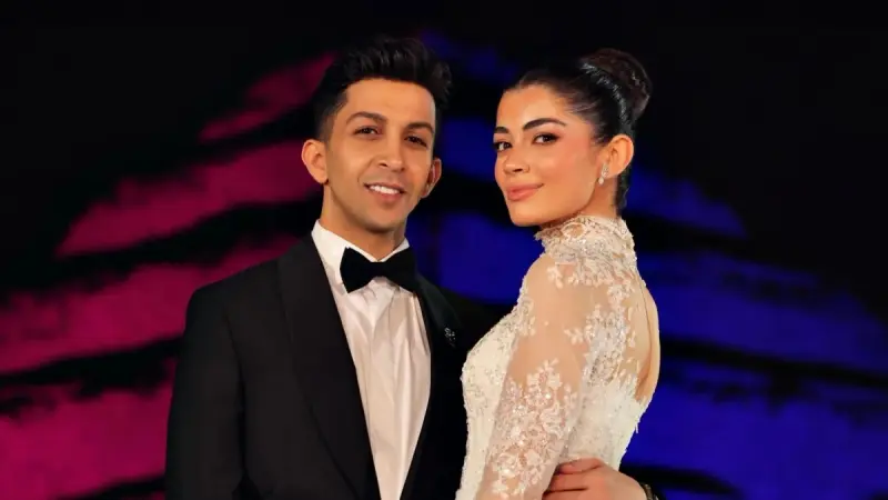 من هي عائلة هشام جمال؟.. حفل زفاف أسطوري أمام هرم سقارة