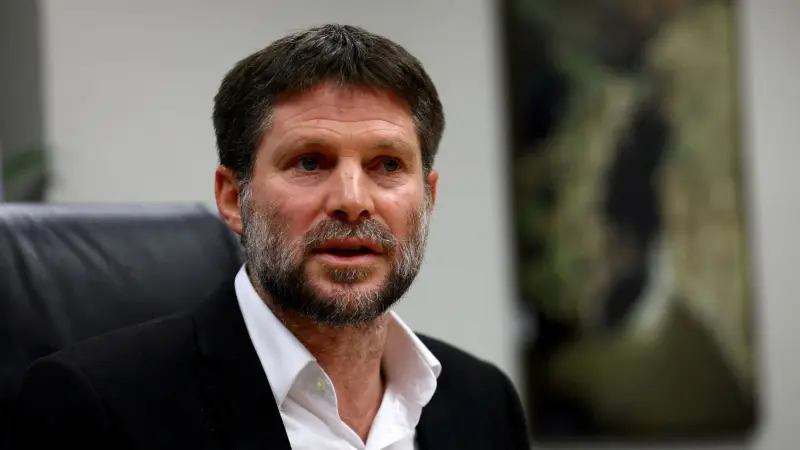 سموتريتش يضع "خطوطا حمراء" قبيل لقاء نتانياهو وترامب