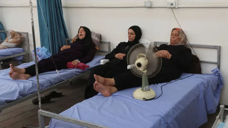 يموتون ببطء.. أطباء يحذرون من ارتفاع وفيات مرضى السرطان في غزة