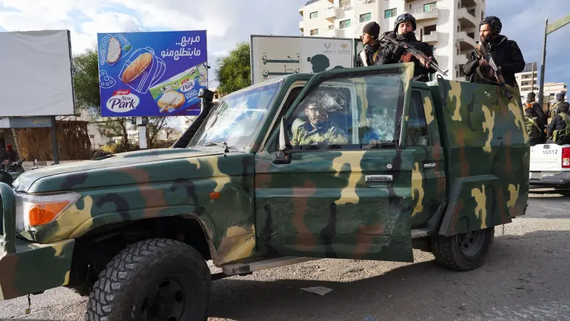 وزير الداخلية السوري يوجه رسالة شديدة اللهجة لفلول الأسد