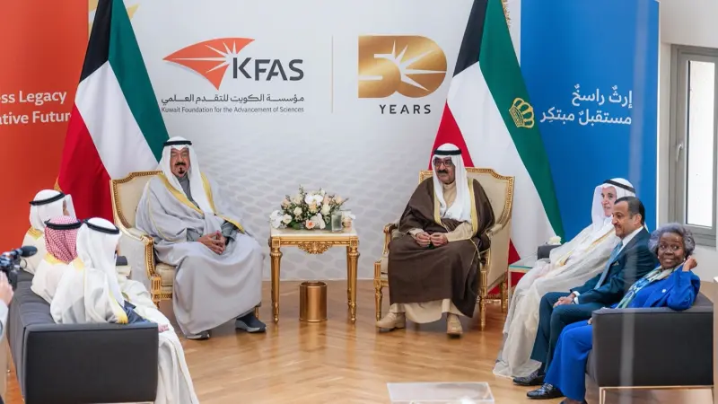 الشيخ مشعل الأحمد الجابر الصباح أمير دولة الكويت يترأس فعاليات متنوعة