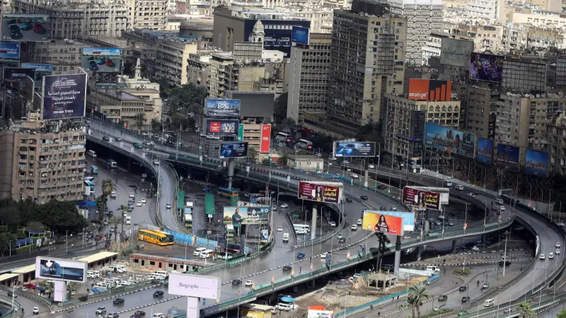 خطوط هاتفية دون علم أصحابها.. مصر تحيل شركات المحمول الـ4 للنيابة