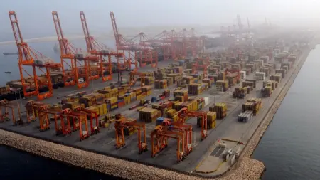 related_news_inside_blogsميناء صلالة تحت النار.. تفاصيل هجوم المسيّرات الإيرانية على عُمان