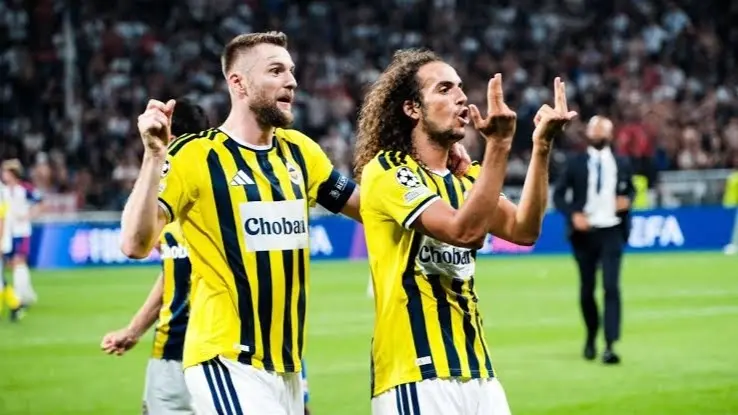 ويفا يفتح إجراء تأديبيا بحق ثنائي فنربهتشه بعد أحداث الملحق (إكس) ويفا يفتح إجراء تأديبيا بحق ثنائي فنربهتشه بعد أحداث الملحق (إكس)