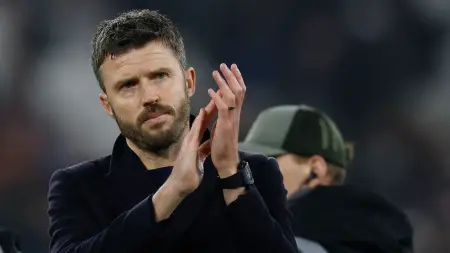 related_news_inside_blogsرغم الإحباط.. كاريك يشيد بـ"صفات لا تُقدّر بثمين" في لاعبي مانشستر يونايتد