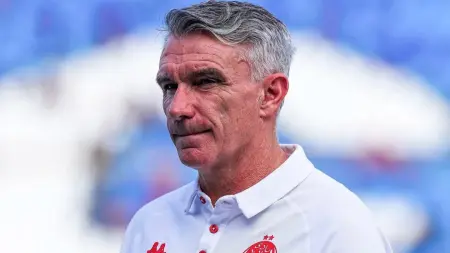 related_news_inside_blogsكارتيرون يتمسك بالبقاء مدربا للوداد.. هل يصمد في وجه العاصفة؟