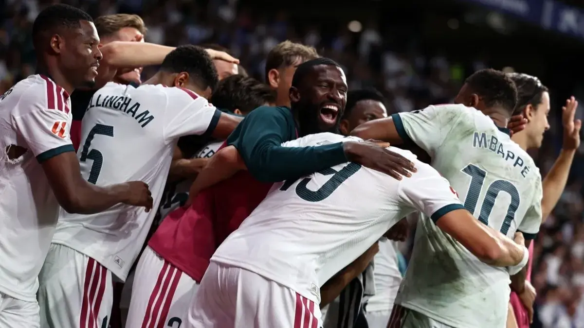يستعد ريال مدريد لخوض مواجهة قوية أمام ريال سوسيداد (أ ف ب) يستعد ريال مدريد لخوض مواجهة قوية أمام ريال سوسيداد (أ ف ب)