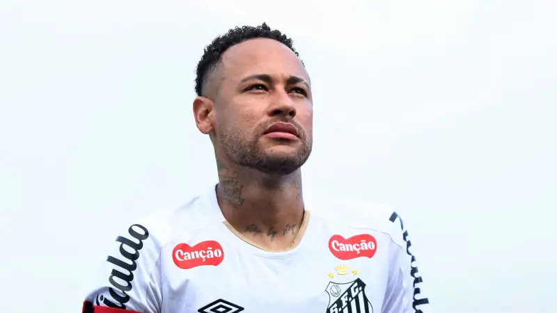 إلغاء غرامة مالية ضخمة على نيمار.. ما القصة؟