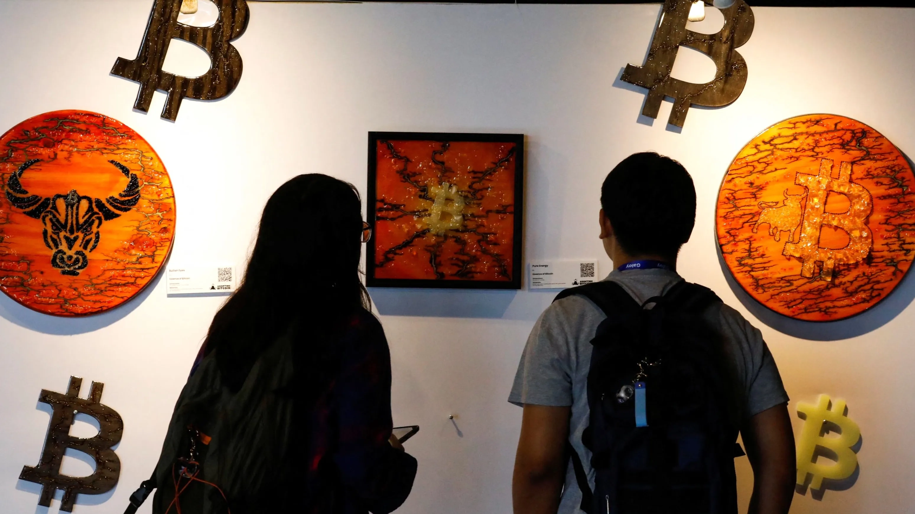 توقف مؤقت لنزيف البيتكوين.. ارتفاع وسط تداولات ضعيفة 