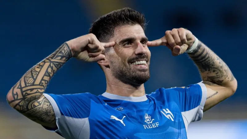 معلق مباراة الهلال والفيحاء اليوم.. اسم مرموق يرافق القمة